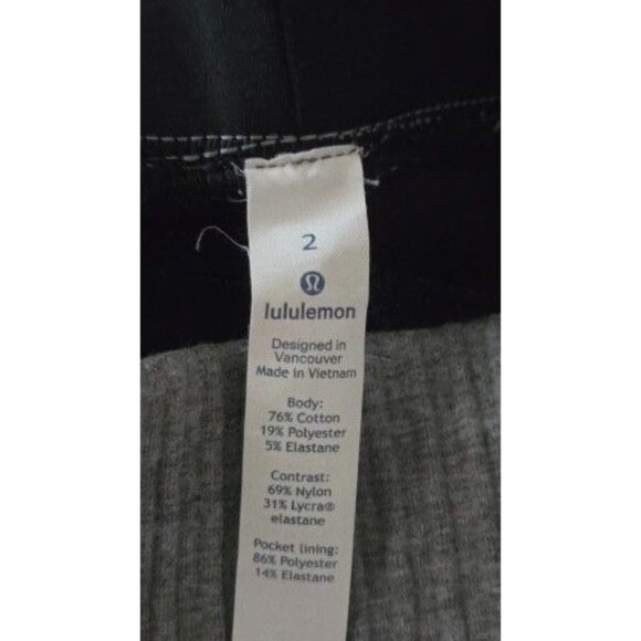 Lululemon New Form Crop 17"Heathered Medium Grey size 2 - Picture 3 of 7